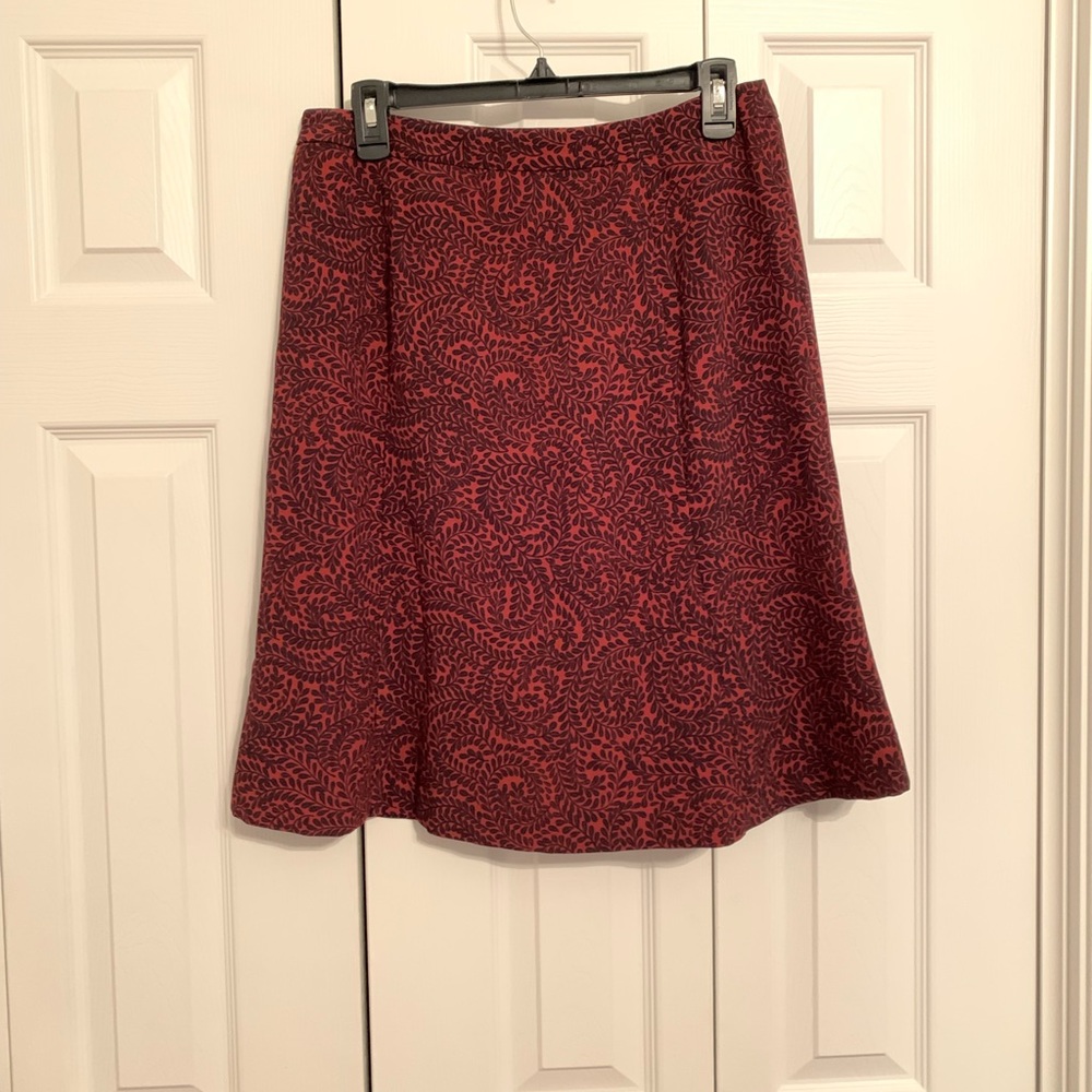 NWOT LOFT SKIRT - Picture 4 of 4